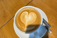 praxisausflug-hamburg-fruehstueck-kaffee-zahnarzt-alam