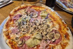 praxisausflug-hamburg-pizza-essen-zahnarzt-alam